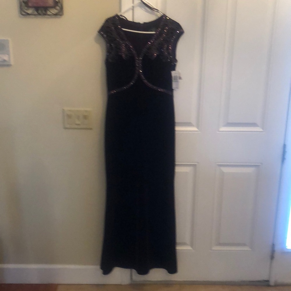 Alex Evenings size 8 ladies dress